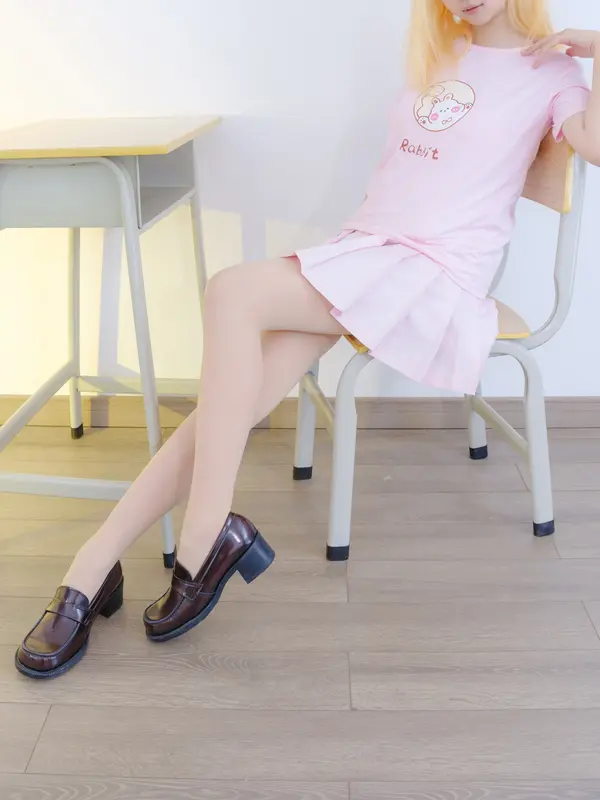 内部 露露子 01E - 森萝财团